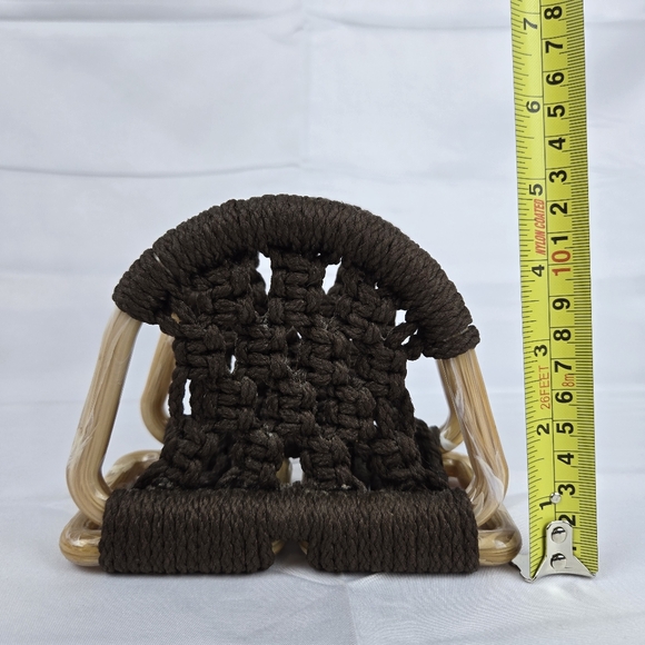 Vintage Macrame Napkin holder, retro napkin holder, brown fabric, napkin caddy - Picture 9 of 10